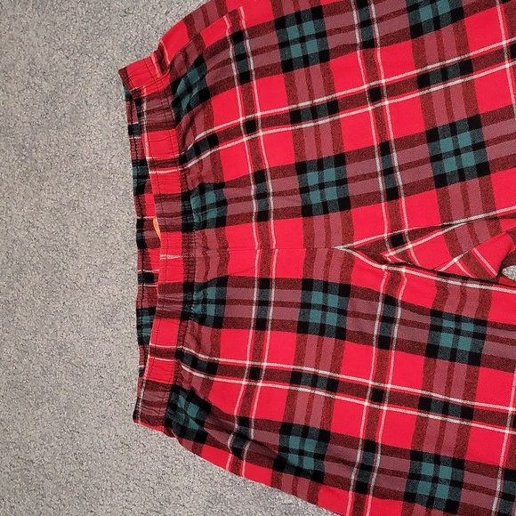 Christmas plaid pj's - Picture 8 of 9